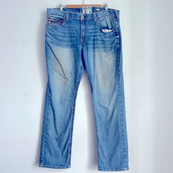 Ariat Slim Fit Straight Leg denim jeans sz 40/32 - Picture 1 of 9